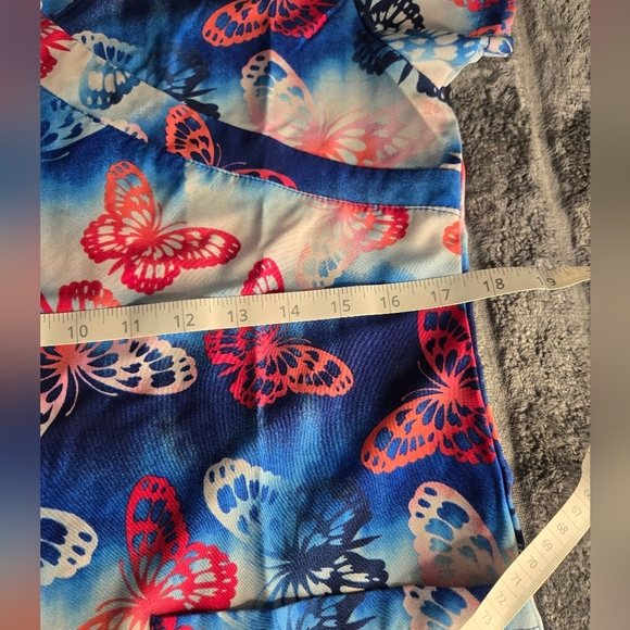 Women's Blue and Red Butterfly Print Top - Picture 4 of 4